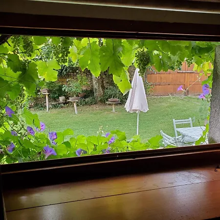 Domaine Des Maillets Bed & Breakfast *