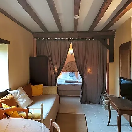 Couette-café Domaine Des Maillets 3*