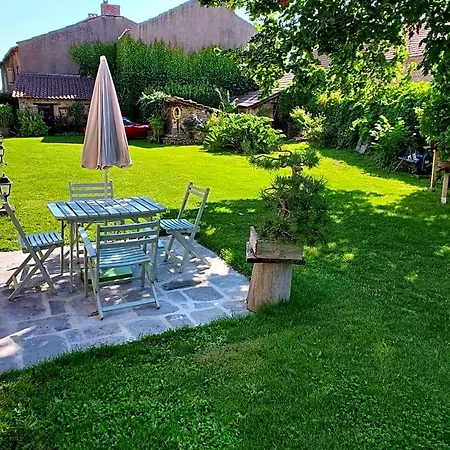 Domaine Des Maillets Couette-café 3*