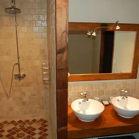 Bed & Breakfast Domaine Des Maillets Blot-l'Eglise
